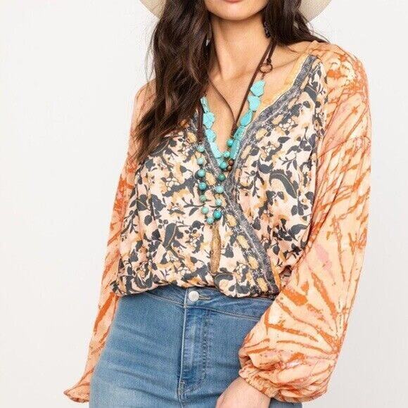 Free People Cruising Together Printed Corssover Boho Blouse Size Small - Picture 1 of 11